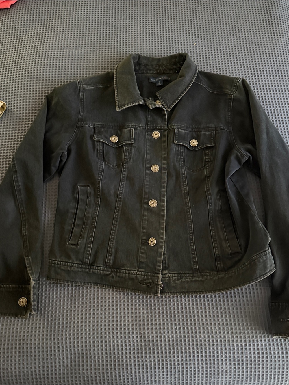 Isaac Mizrahi Denim Button-Front Jacket